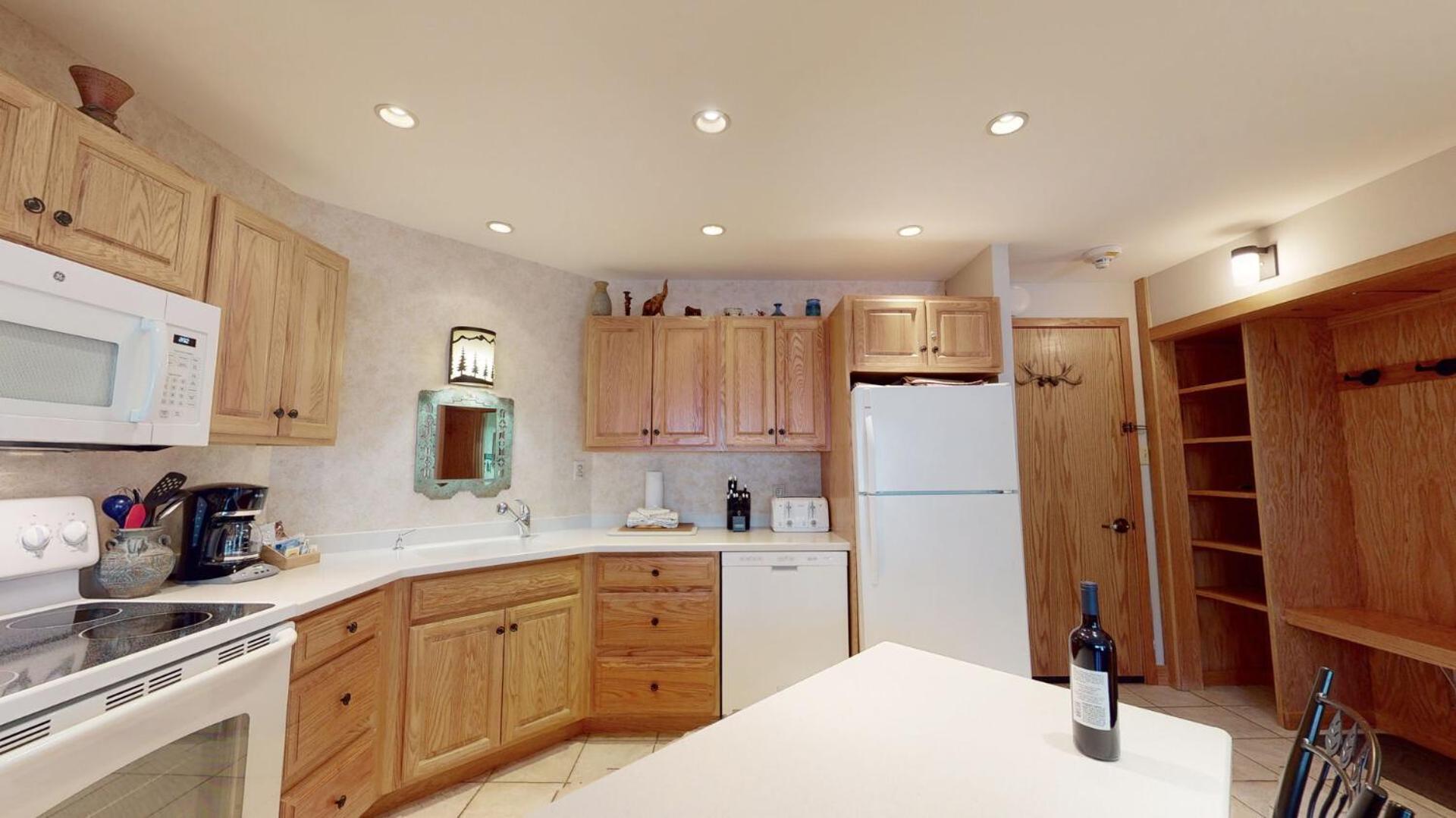 Laurelwood Condominiums 303 Snowmass Village Room photo